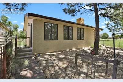 310 L Street, Penrose, CO 81212 - Photo 2
