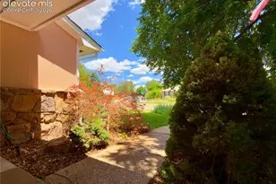 6 Hastings Dr, Pueblo, CO 81001 - Photo 4