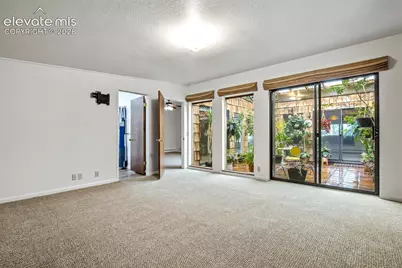 875 Eagle Rock Road, Colorado Springs, CO 80918 - Photo 18