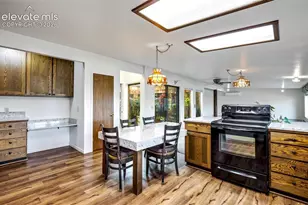 875 Eagle Rock Rd, Colorado Springs, CO 80918 - Photo 10