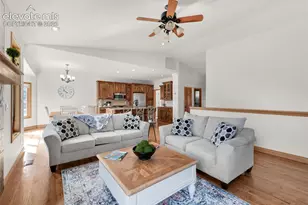4145 Sudbury Rd, Colorado Springs, CO 80908 - Photo 4