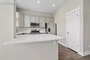 5950 Eagle Glen View, Colorado Springs, CO 80919 - Photo 8