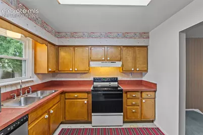 1207 Martin Drive, Colorado Springs, CO 80915 - Photo 6