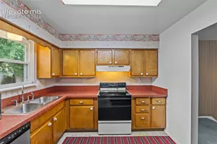 1207 Martin Dr, Colorado Springs, CO 80915 - Photo 6