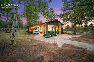 1869 Co Rd 21, Woodland Park, CO 80863 - Photo 20
