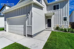 333 Gdn Pk Ave, Calhan, CO 80808 - Photo 2