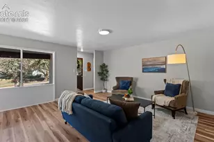 1324 Eagle View Dr, Colorado Springs, CO 80909 - Photo 2