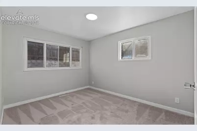 1324 Eagle View Drive, Colorado Springs, CO 80909 - Photo 10