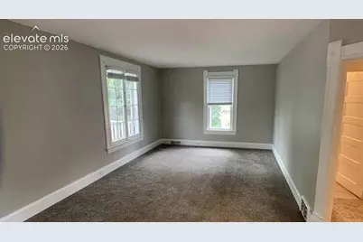 114 E Espanola Street, Colorado Springs, CO 80907 - Photo 2