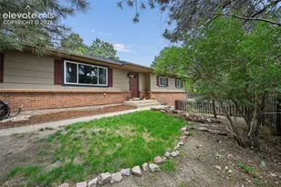 650 Allegheny Dr, Colorado Springs, CO 80919 - Photo 2