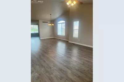 4315 Outlook Boulevard #B, Pueblo, CO 81008 - Photo 8