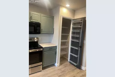4315 Outlook Boulevard #B, Pueblo, CO 81008 - Photo 12