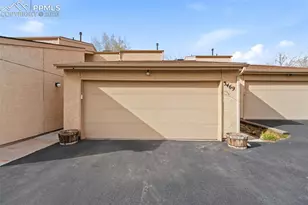 3469 Trenary Ln, Colorado Springs, CO 80918 - Photo 2