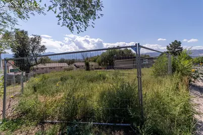 1085 Magnolia Street, Colorado Springs, CO 80907 - Photo 10