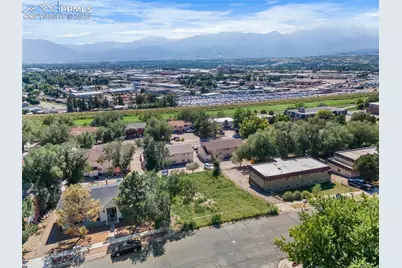1085 Magnolia Street, Colorado Springs, CO 80907 - Photo 2