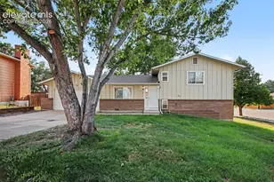 1065 Applewood Dr, Colorado Springs, CO 80907 - Photo 1