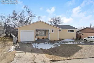 60 Loch Lomond Ln, Pueblo, CO 81001 - Photo 36