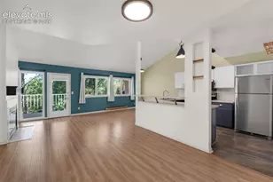 592 Observatory Dr, Colorado Springs, CO 80904 - Photo 4