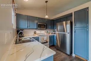 6415 Stonehedge Dr, Colorado Springs, CO 80918 - Photo 8