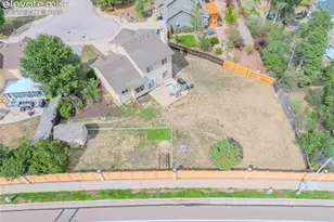 6415 Stonehedge Dr, Colorado Springs, CO 80918 - Photo 24