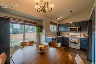 6415 Stonehedge Drive, Colorado Springs, CO 80918 - Photo 6