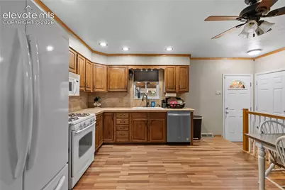 3523 White Pine Court, Pueblo, CO 81005 - Photo 14