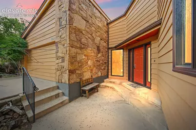 609 Crystal Hills Boulevard, Manitou Springs, CO 80829 - Photo 2