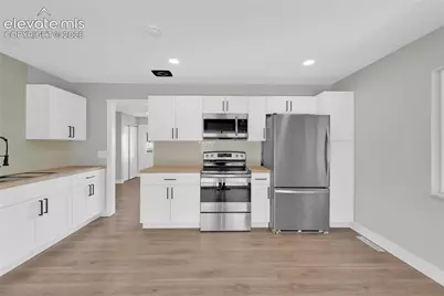 3809 Lancaster Drive, Pueblo, CO 81005 - Photo 10