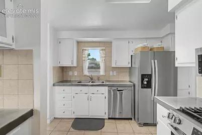 667 S Burro Drive, Pueblo, CO 81007 - Photo 12