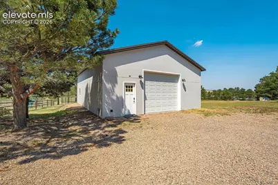 18350 Woodhaven Drive, Colorado Springs, CO 80908 - Photo 4