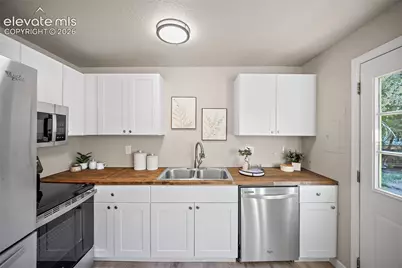 3928 E Pikes Peak Avenue, Colorado Springs, CO 80909 - Photo 16