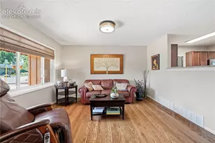306 Sutherland Pl, Manitou Springs, CO 80829 - Photo 6