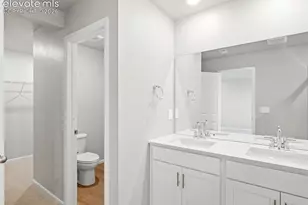 6747 Roundtail Wy, Colorado Springs, CO 80925 - Photo 18