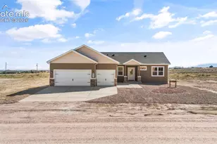 824 E Loma Dr, Pueblo West, CO 81007 - Photo 28