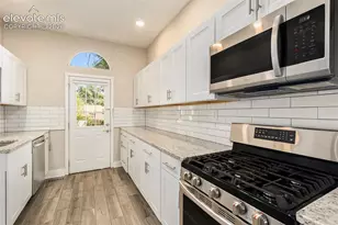 1914 E Monument St, Colorado Springs, CO 80909 - Photo 8