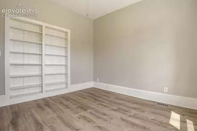 1914 E Monument Street, Colorado Springs, CO 80909 - Photo 12