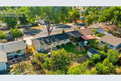 1719 Wynkoop Drive, Colorado Springs, CO 80909 - Photo 32