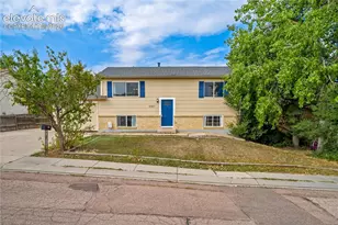 4340 Drummond St, Colorado Springs, CO 80906 - Photo 2