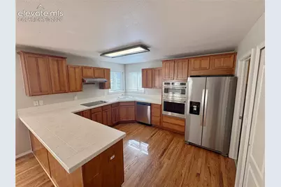 5625 Saddle Rock Road, Colorado Springs, CO 80918 - Photo 12