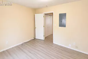 1701 Oakshire Ln, Pueblo, CO 81001 - Photo 4