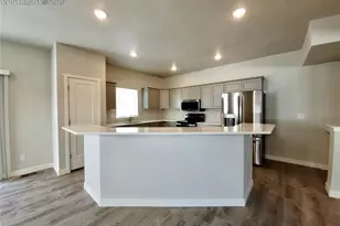 135 Terrace Dr, Colorado Springs, CO 80906 - Photo 4