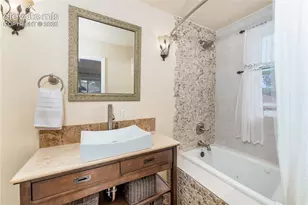 1031 Valley Rd, Colorado Springs, CO 80904 - Photo 12