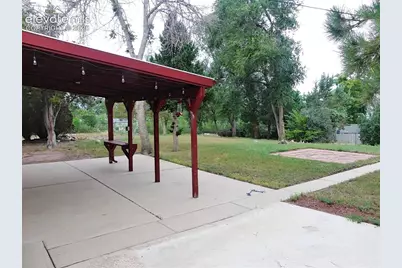 1104 Yosemite Drive, Colorado Springs, CO 80910 - Photo 2