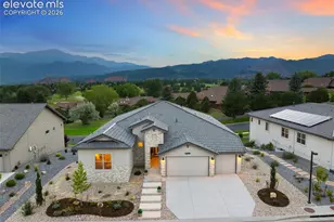 3356 Skywatch Hts, Colorado Springs, CO 80904 - Photo 2