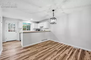 6839 Mountain Top Ln, Colorado Springs, CO 80919 - Photo 14