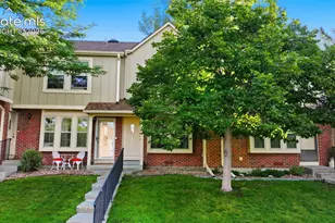 6839 Mountain Top Ln, Colorado Springs, CO 80919 - Photo 2