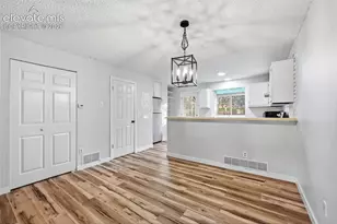 6839 Mountain Top Ln, Colorado Springs, CO 80919 - Photo 12