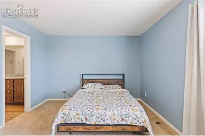 6206 Meadowbank Lane, Colorado Springs, CO 80925 - Photo 14