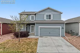 6206 Meadowbank Ln, Colorado Springs, CO 80925 - Photo 2