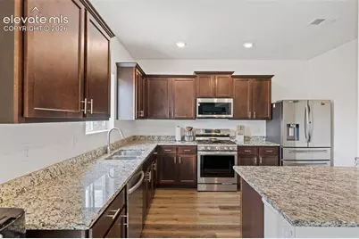 6206 Meadowbank Lane, Colorado Springs, CO 80925 - Photo 8